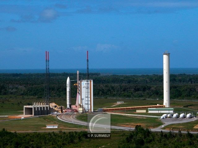 Ariane 5 V160
la pas de tir
Mots-clés: Guyane;Amrique;Kourou;Centre Spatial;Ariane;fuse