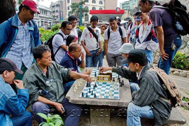 Baguio
Joueurs d'checs dans le Parc Burnham
Mots-clés: Asie;Philippines;Luzon;Baguio