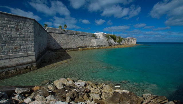 Royal Dockyard
Mots-clés: Amrique du Nord;Bermudes;Royal Dockyard