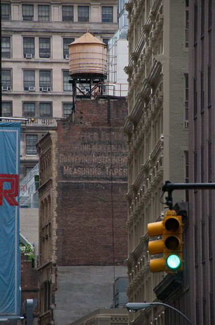 Manhattan
Citerne d'eau sur un immeuble
Mots-clés: Amrique du Nord, Etats-Unis, New York
