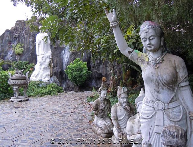 Temple
Mots-clés: Asie;Vietnam;NhaTrang;glise;statue