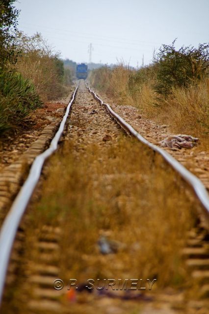 Rails
Mots-clés: Afrique;Sngal;Rufisque;train