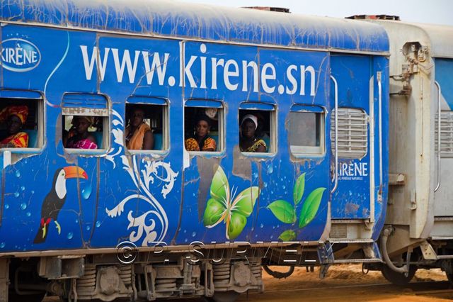 Train
Mots-clés: Afrique;Sngal;Rufisque;train