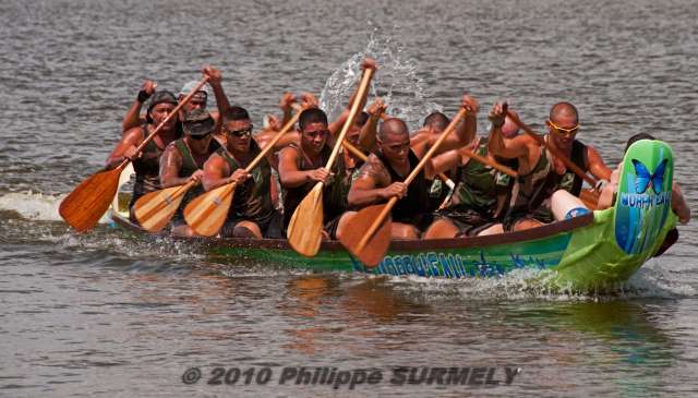 Matres de la Pagaie
Course de pirogue sur le Lac Bois Chaudat  Kourou, dition 2010
Mots-clés: Guyane;Amrique;tropiques;sport;comptition;pirogue