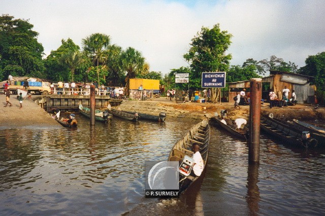 Albina
En 1995
Mots-clés: Suriname;Amrique;Albina;Maroni