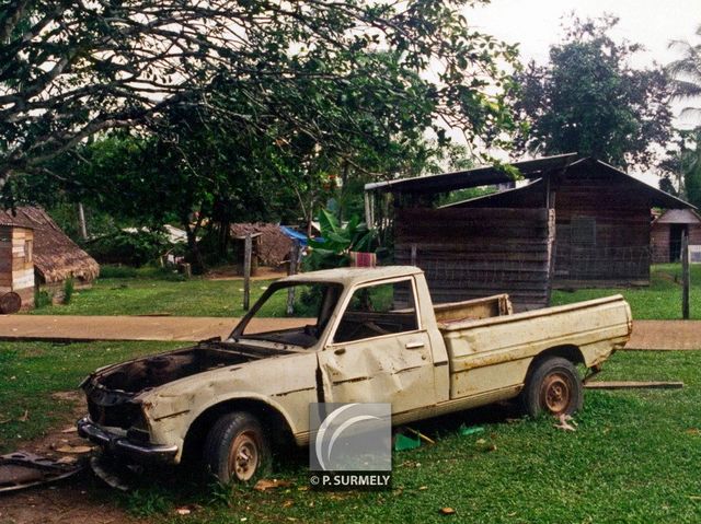 Epave  Apatou
Mots-clés: Guyane;Amrique;Apatou