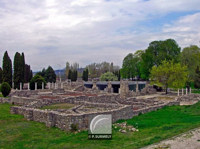 Aquincum
Ancienne cit romaine en banlieue de Budapest
Mots-clés: Hongrie;Europe;Aquincum;ruines