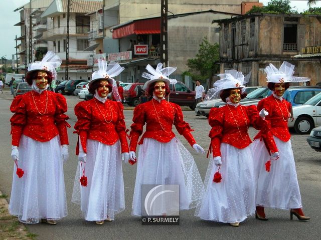 Carnaval
Carnaval de Guyane 2003
Mots-clés: Guyane;Amrique;tropiques;carnaval;festivit;dguisement