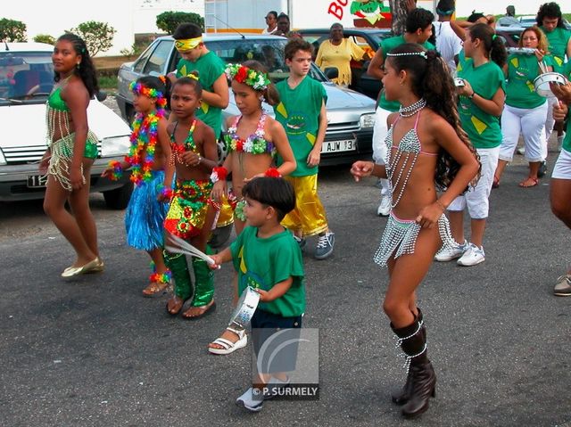 Carnaval
Carnaval de Guyane 2003
Mots-clés: Guyane;Amrique;tropiques;carnaval;festivit;dguisement