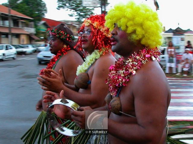 Carnaval
Carnaval de Guyane 2003
Mots-clés: Guyane;Amrique;tropiques;carnaval;festivit;dguisement