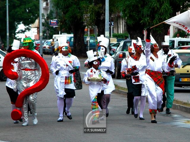 Carnaval
Carnaval de Guyane 2003
Mots-clés: Guyane;Amrique;tropiques;carnaval;festivit;dguisement