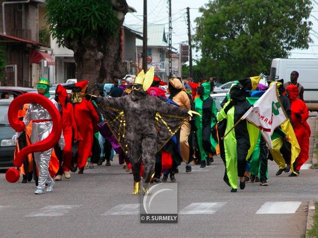 Carnaval
Carnaval de Guyane 2003
Mots-clés: Guyane;Amrique;tropiques;carnaval;festivit;dguisement