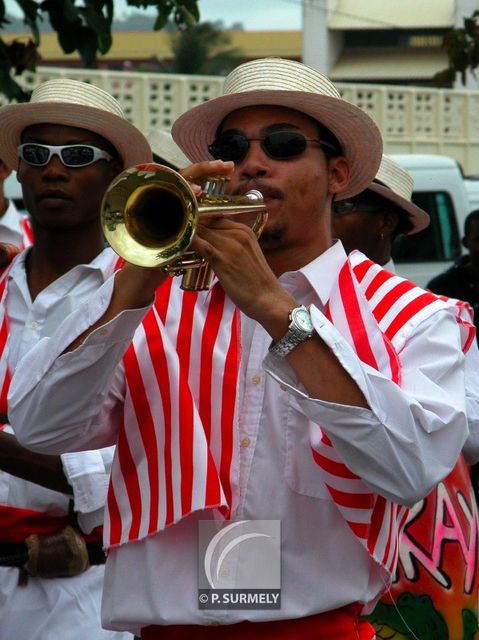 Carnaval
Carnaval de Guyane 2003
Mots-clés: Guyane;Amrique;tropiques;carnaval;festivit;dguisement