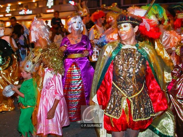 Carnaval
Carnaval de Guyane 2003
Mots-clés: Guyane;Amrique;tropiques;carnaval;festivit;dguisement