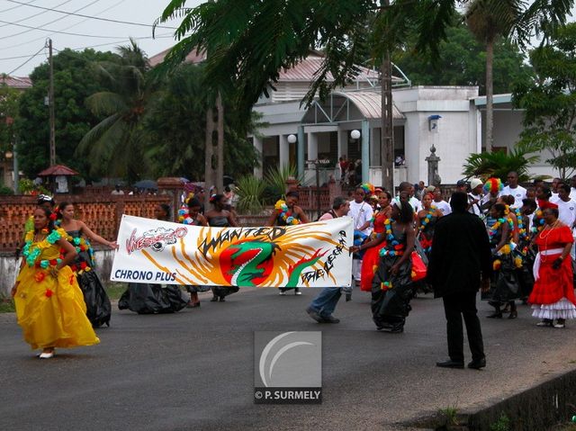 Carnaval
Carnaval de Guyane 2003
Mots-clés: Guyane;Amrique;tropiques;carnaval;festivit;dguisement