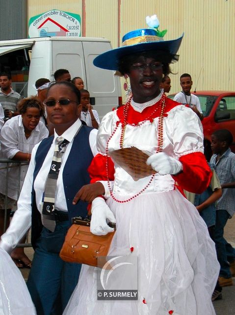 Carnaval
Carnaval de Guyane 2003
Mots-clés: Guyane;Amrique;tropiques;carnaval;festivit;dguisement