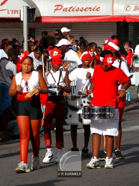 Carnaval
Carnaval de Guyane 2003
Mots-clés: Guyane;Amrique;tropiques;carnaval;festivit;dguisement