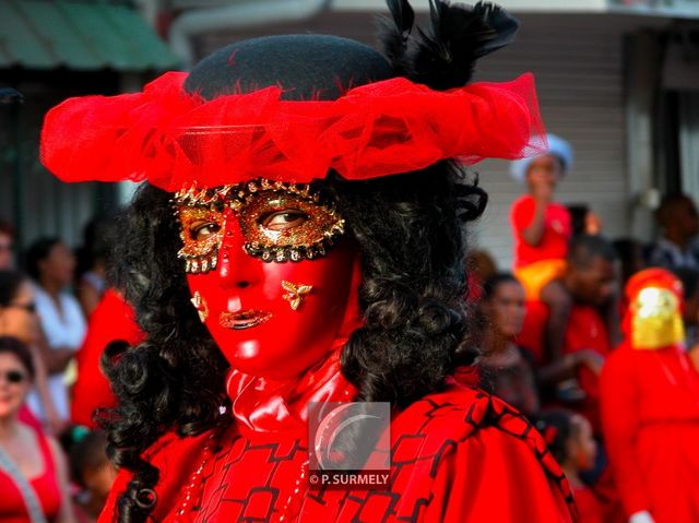 Carnaval
Carnaval de Guyane 2003
Mots-clés: Guyane;Amrique;tropiques;carnaval;festivit;dguisement