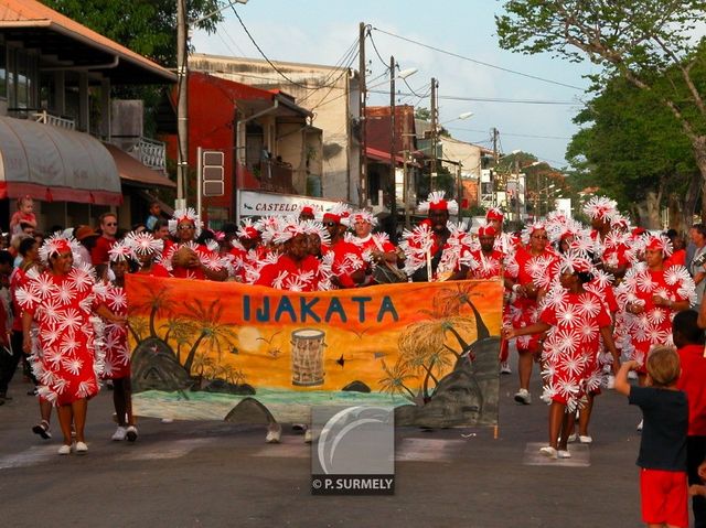 Carnaval
Carnaval de Guyane 2003
Mots-clés: Guyane;Amrique;tropiques;carnaval;festivit;dguisement