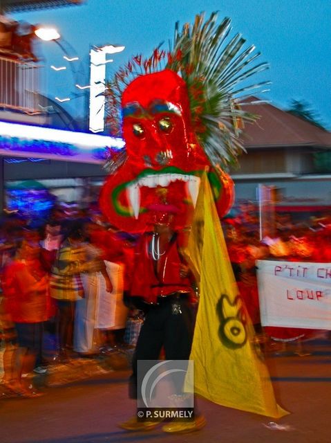 Carnaval
Carnaval de Guyane 2003
Mots-clés: Guyane;Amrique;tropiques;carnaval;festivit;dguisement