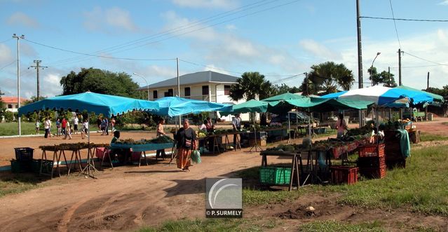 Le march de Javouhey
Mots-clés: Guyane;Amrique;Javouhey;march