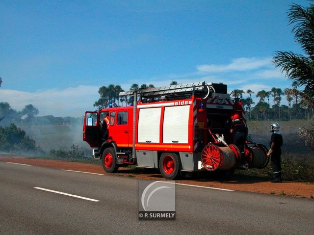 Feu de savane
Matiti
Mots-clés: Guyane;Amrique;tropiques;pompier;SDIS;incendie;feu;secours