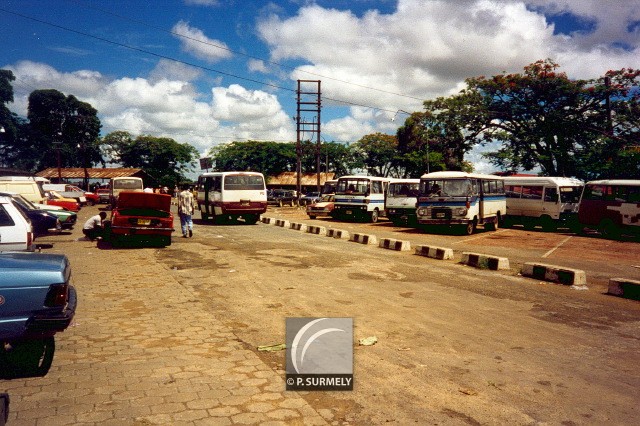 Meerzorg
en 1995 on y prenait le bac pour Paramaribo
Mots-clés: Suriname;Amrique;Paramaribo;Meerzorg