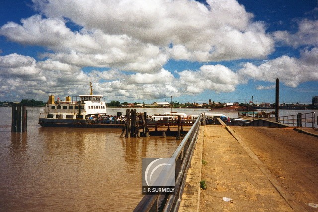 Meerzorg
en 1995 on y prenait le bac pour Paramaribo
Mots-clés: Suriname;Amrique;Paramaribo;Meerzorg