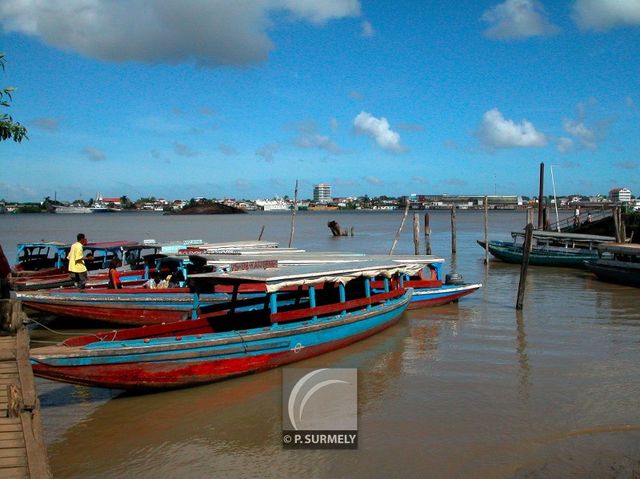 Paramaribo
Mots-clés: Suriname;Amrique;Paramaribo;bateau