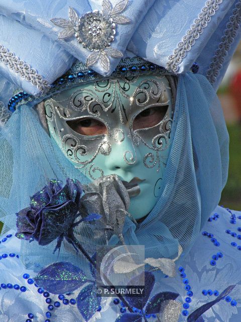 Carnaval
Carnaval vnitien de Remiremont
Mots-clés: France;Vosges;Remiremont;carnaval;festivit;dguisement;masque;portrait