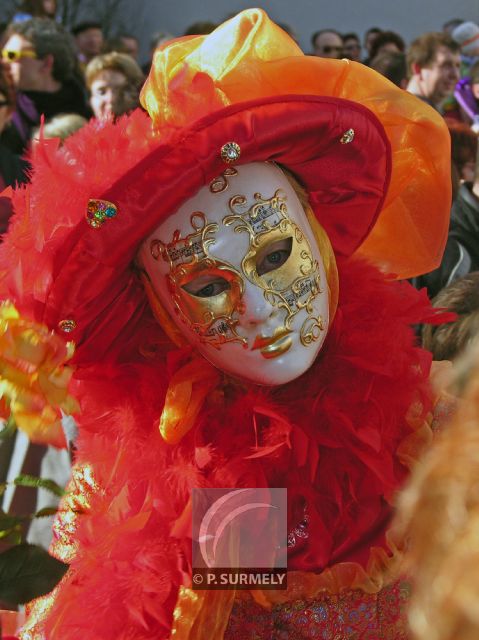 Carnaval
Carnaval vnitien de Remiremont
Mots-clés: France;Vosges;Remiremont;carnaval;festivit;dguisement;masque;portrait