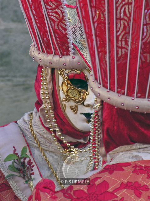 Carnaval
Carnaval vnitien de Remiremont
Mots-clés: France;Vosges;Remiremont;carnaval;festivit;dguisement;masque;portrait