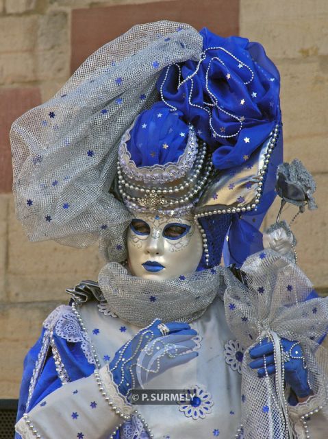 Carnaval
Carnaval vnitien de Remiremont
Mots-clés: France;Vosges;Remiremont;carnaval;festivit;dguisement;masque;portrait