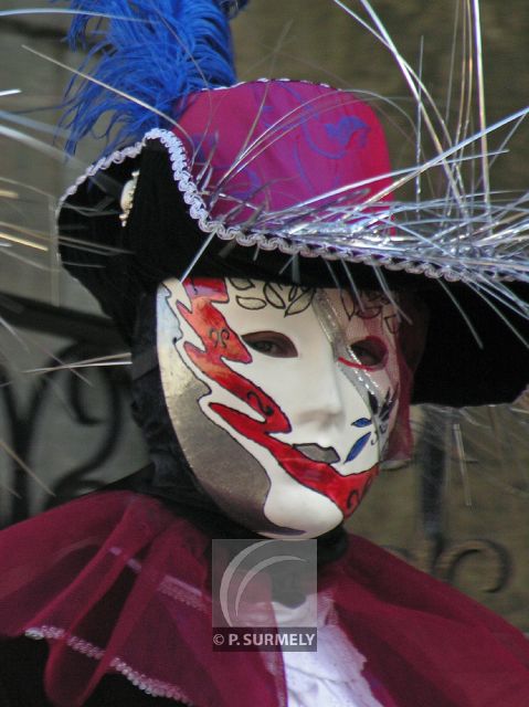 Carnaval
Carnaval vnitien de Remiremont
Mots-clés: France;Vosges;Remiremont;carnaval;festivit;dguisement;masque;portrait