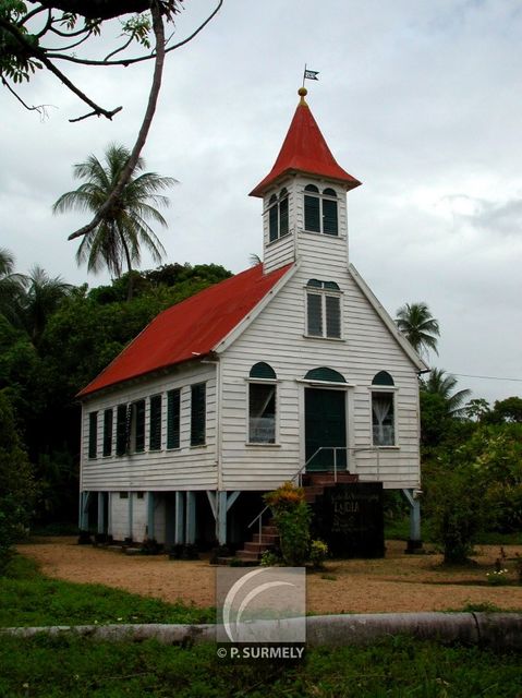 Totness
Mots-clés: Suriname;Amrique;Totness;glise