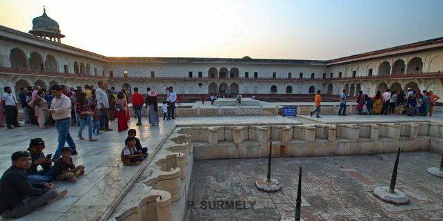 Fort Rouge
Vue depuis les salles d'audience.
Mots-clés: Asie;Inde;Uttar Pradesh;Agra;fort