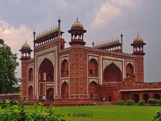 Taj Mahal
Porte principale du site.
Mots-clés: Asie;Inde;Uttar Pradesh;Agra;Taj Mahal
