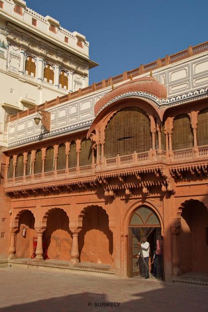 Fort Junagarh
Premire cour.
Mots-clés: Asie;Inde;Rajasthan;Bikaner;fort