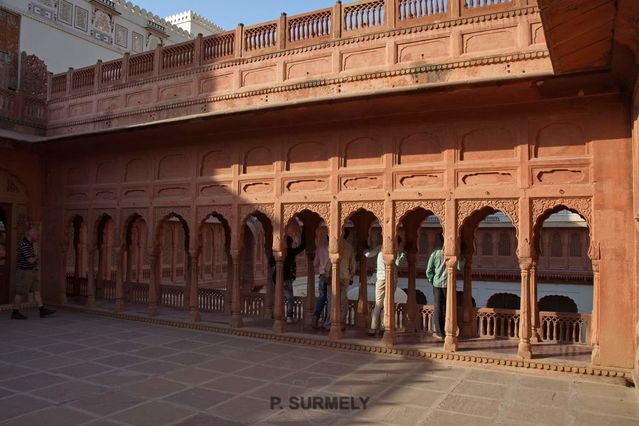 Fort Junagarh
Premire cour.
Mots-clés: Asie;Inde;Rajasthan;Bikaner;fort