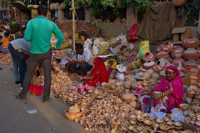 Stands de poteries  Bikaner
Mots-clés: Asie;Inde;Rajasthan;Bikaner