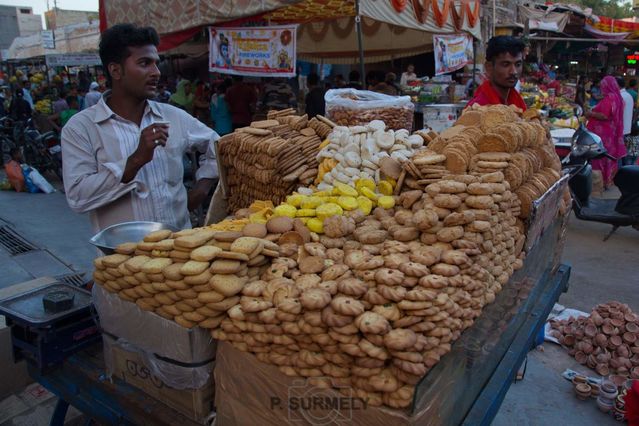 Vendeur de gteaux secs  Bikaner
Mots-clés: Asie;Inde;Rajasthan;Bikaner