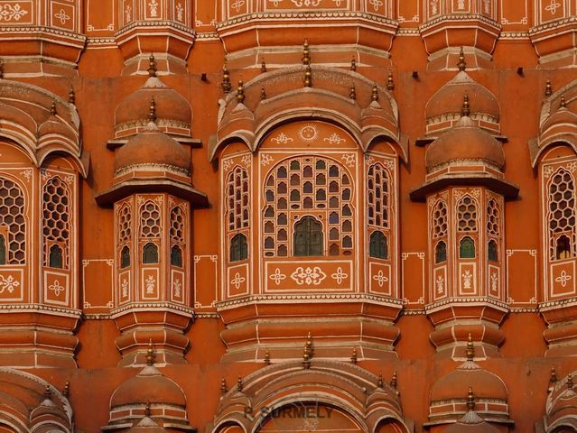 Hawa Mahal (Palais des vents)
Dtail de la faade.
Mots-clés: Asie;Inde;Rajasthan;Jaipur
