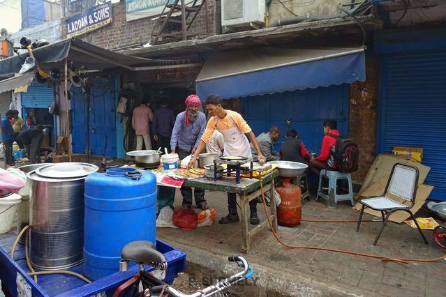 Vendeur de galettes  Delhi
Mots-clés: Asie;Inde;Uttar Pradesh;Delhi