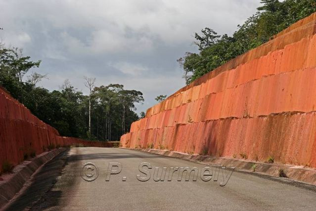 La nouvelle route d'Apatou
Mots-clés: Guyane;Amrique;Apatou