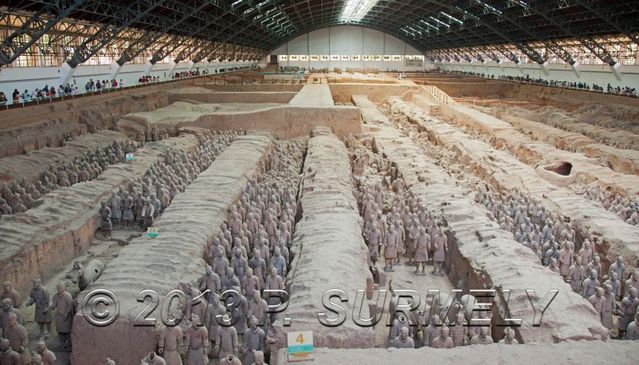 Tombeau de Qin Shi Huang Di
Vue d'ensemble
Mots-clés: Asie:Chine;Xi'An;soldat;terre cuite