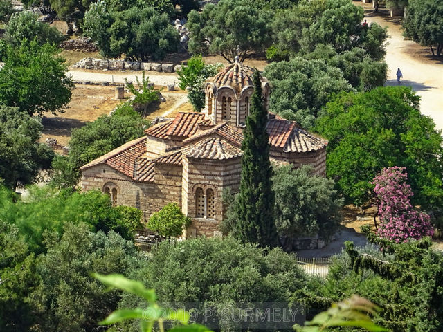 Athnes
Eglise Agioi Apostoloi vue de l'Acropole.
Mots-clés: Europe:Grce:Attique;Athnes