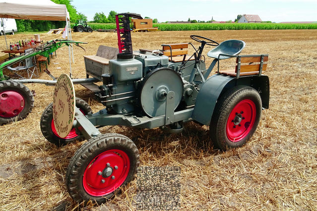 AutoRétro-0019
Tracteur
Mots-clés: Europe;France;Alsace;Ohnenheim;auto-rétro