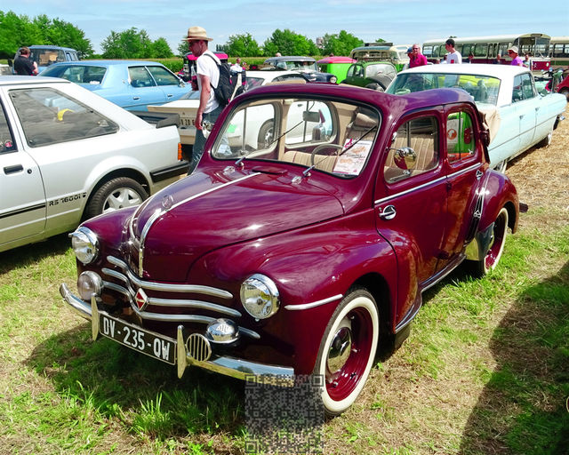 AutoRétro-0029
Renault 4cv
Mots-clés: Europe;France;Alsace;Ohnenheim;auto-rétro