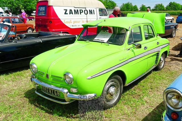 AutoRétro-0032
Renault Dauphine
Mots-clés: Europe;France;Alsace;Ohnenheim;auto-rétro