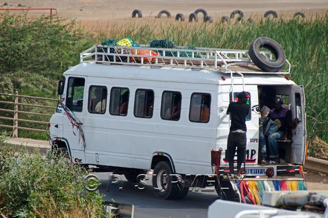 Transports en commun
Mots-clés: Afrique;Sngal